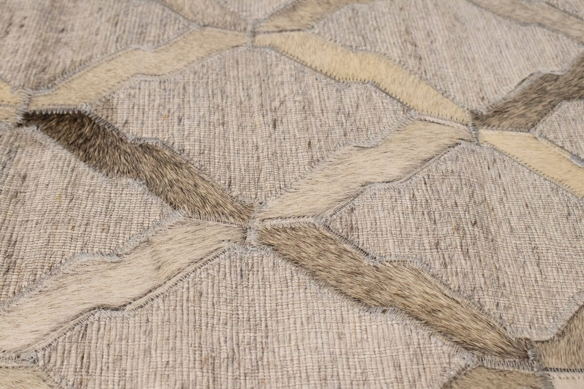 5X8 ft Handcrafted Silver Cowhide Rug