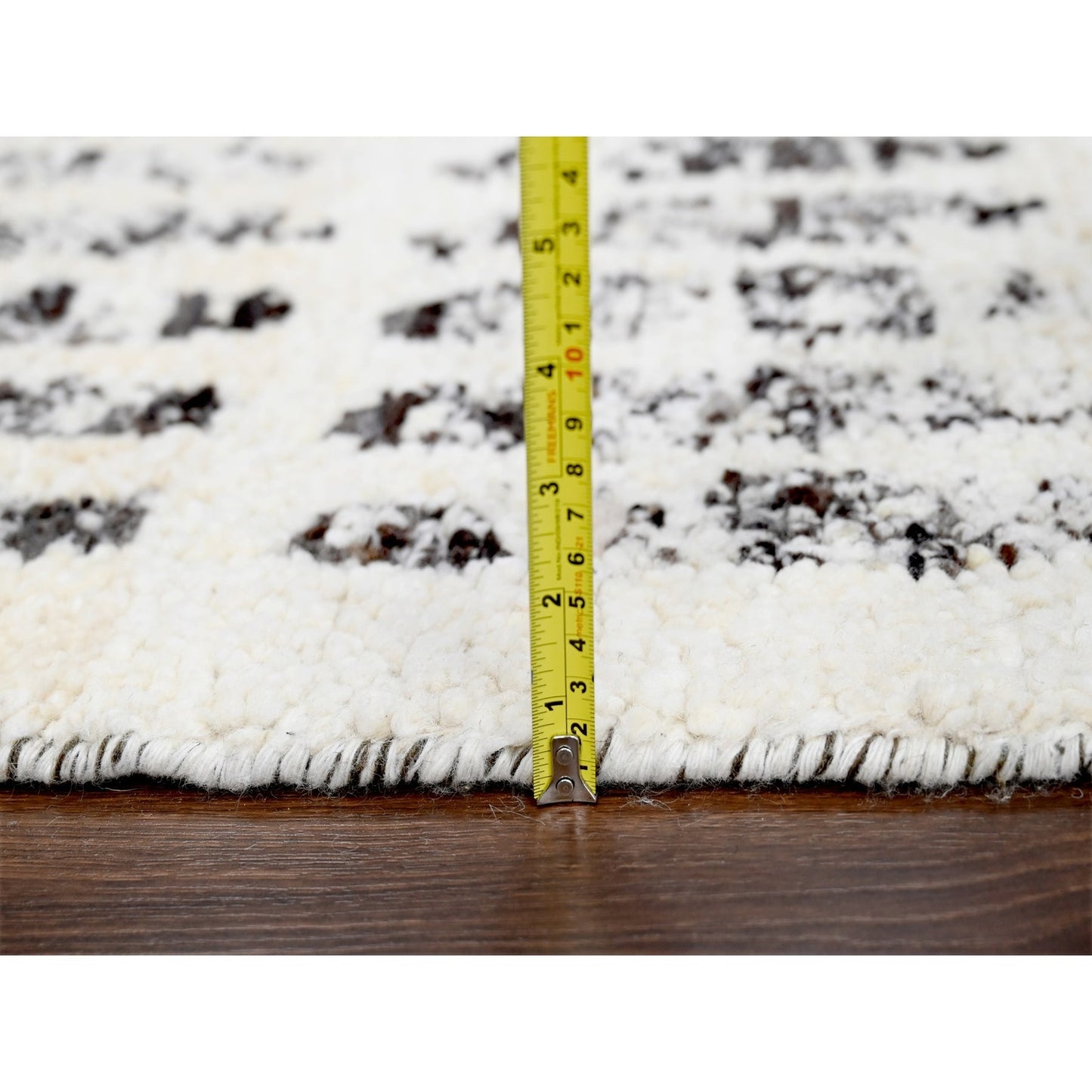 10'2"X13'9" Vivid White Modern Design Wool Hand Knotted Oriental Rug
