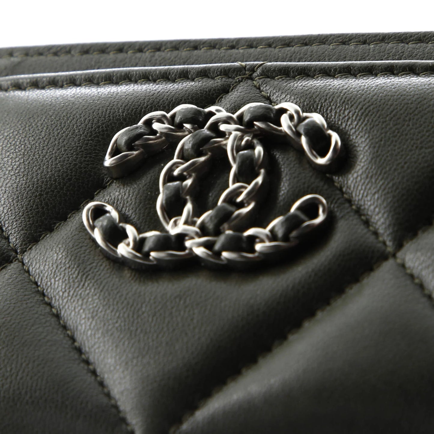 Chanel 19 Card Holder Quilted Leather