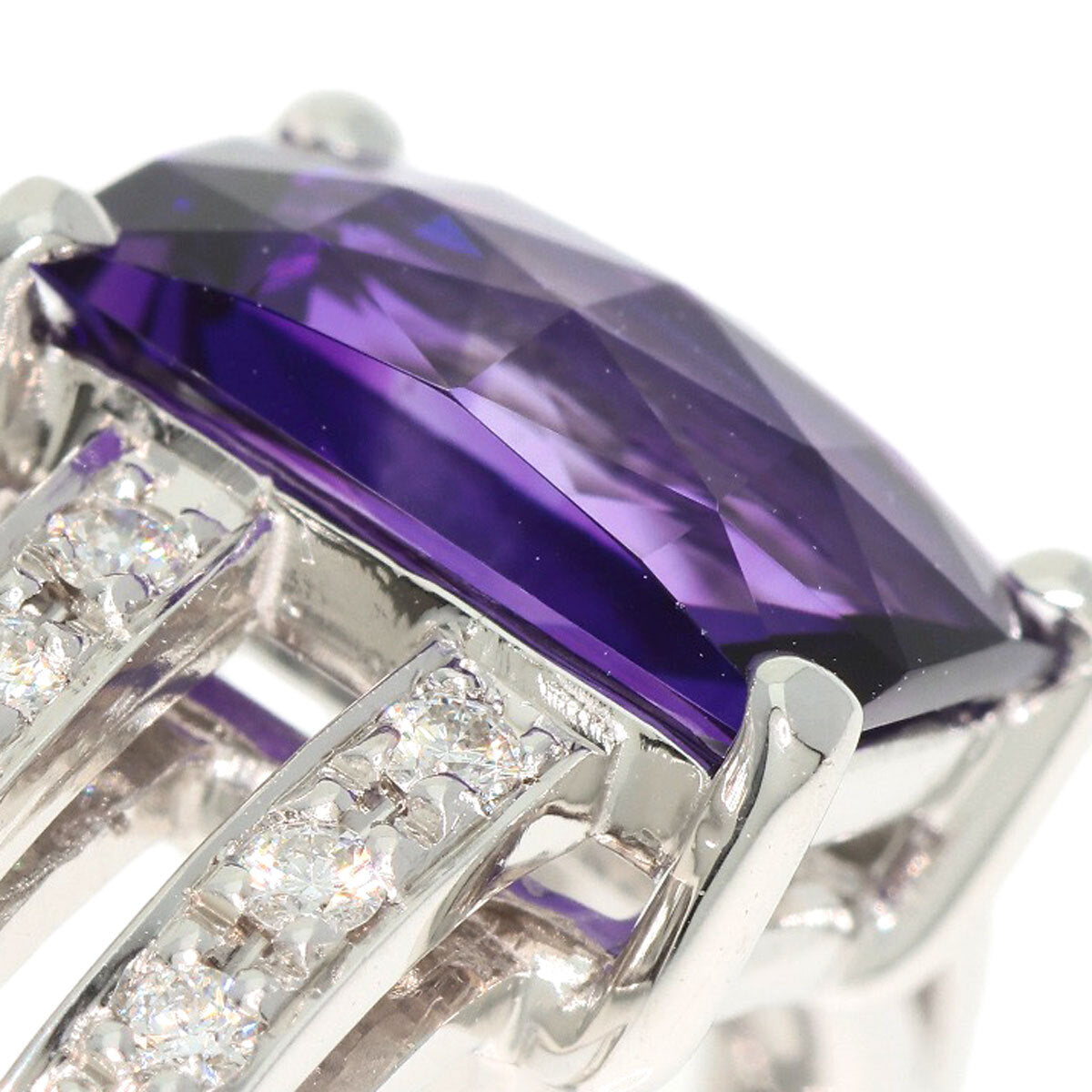 1.87Ct Amethyst Diamond Ring K18 White Gold 8.5G