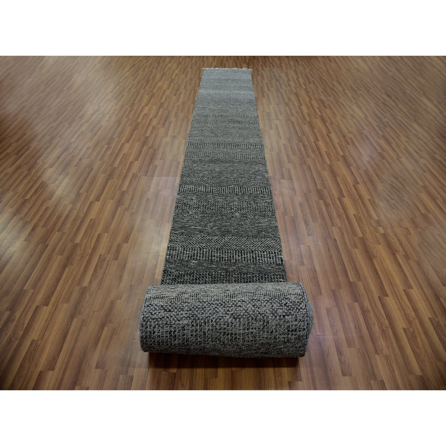 2'5"X32'3" Gray Hand Knotted Undyed Wool Grass Design Xl Runner Rug