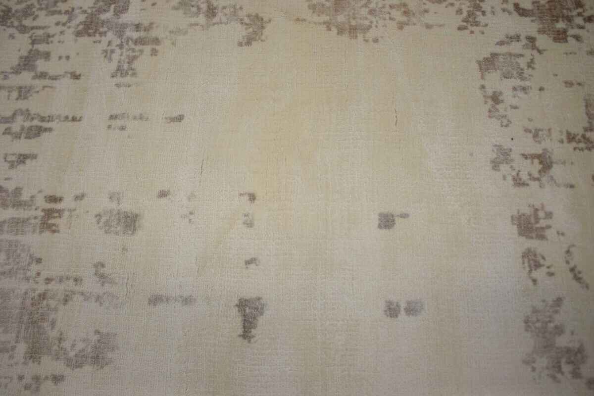 Distressed Cream Floral Design 4X6 Hand-Loomed