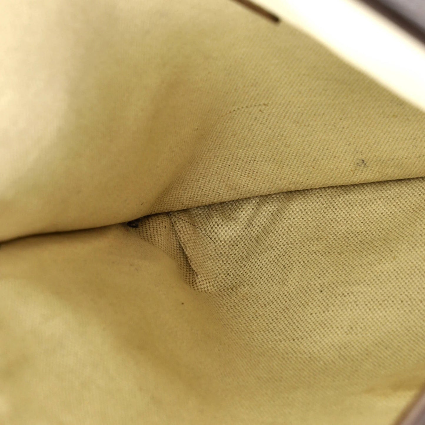 Gucci Neo Vintage Envelope Messenger Gg Coated Canvas Medium