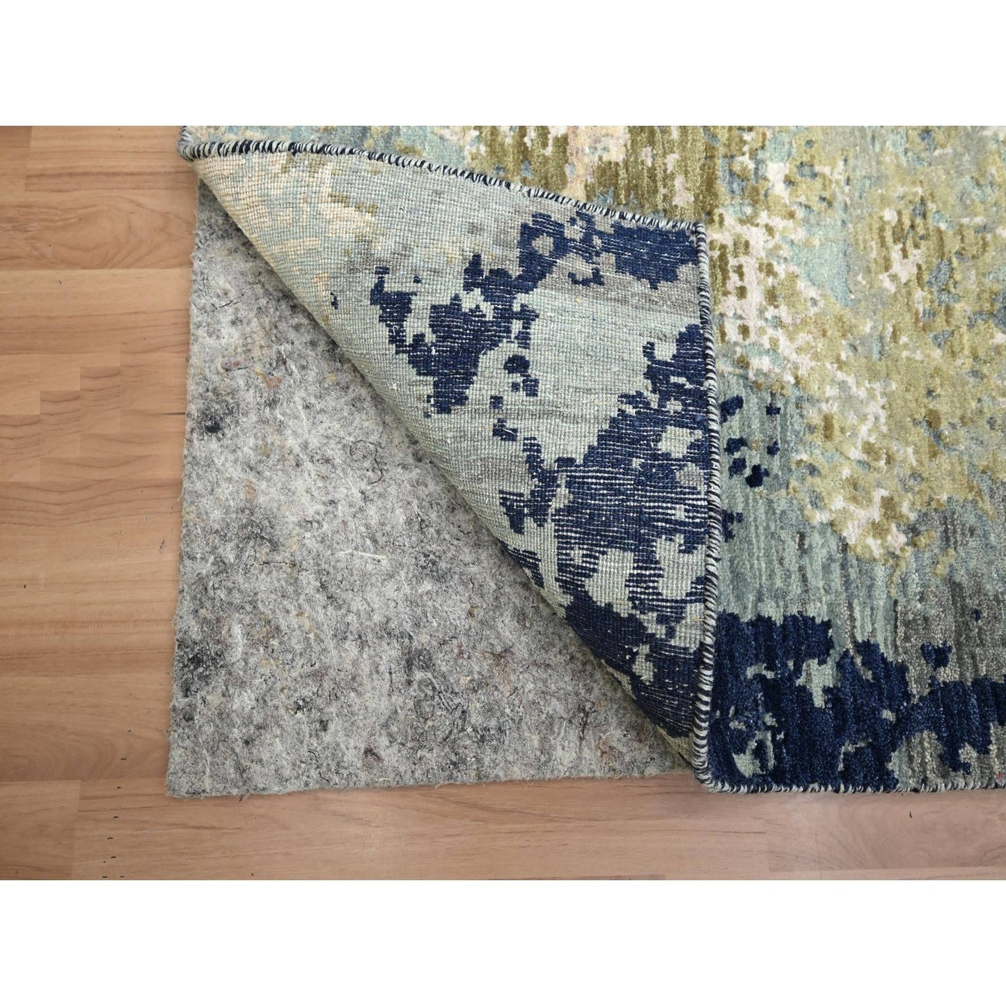 2'6"X10' Gray Abstract Design Hand Knotted Wool Densely Woven Runner Rug