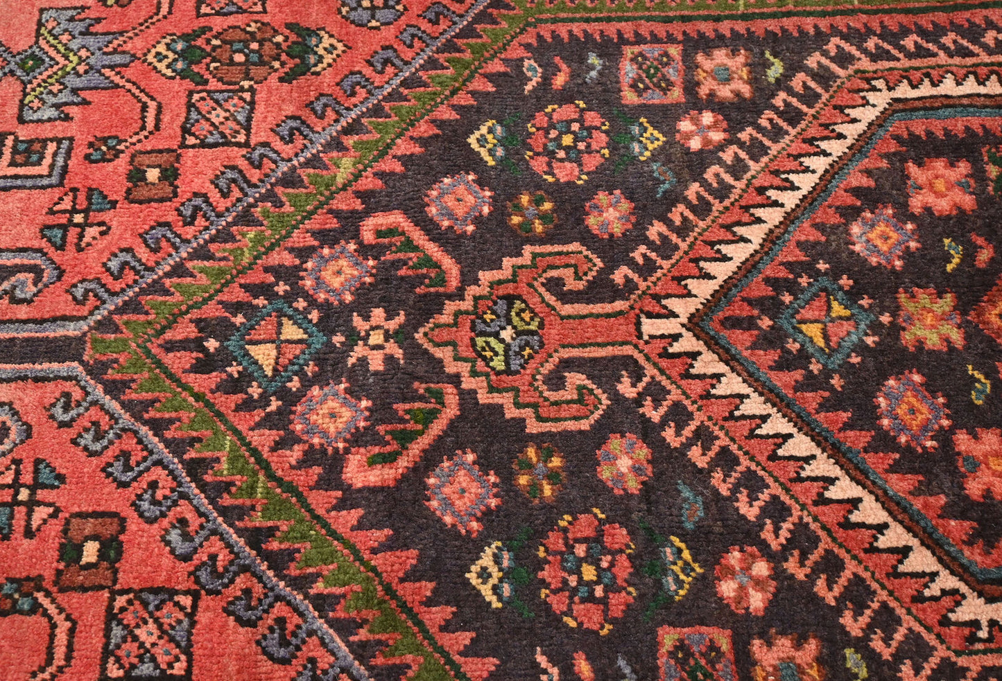 Handmade Vintage Traditional Oriental Rug Floral