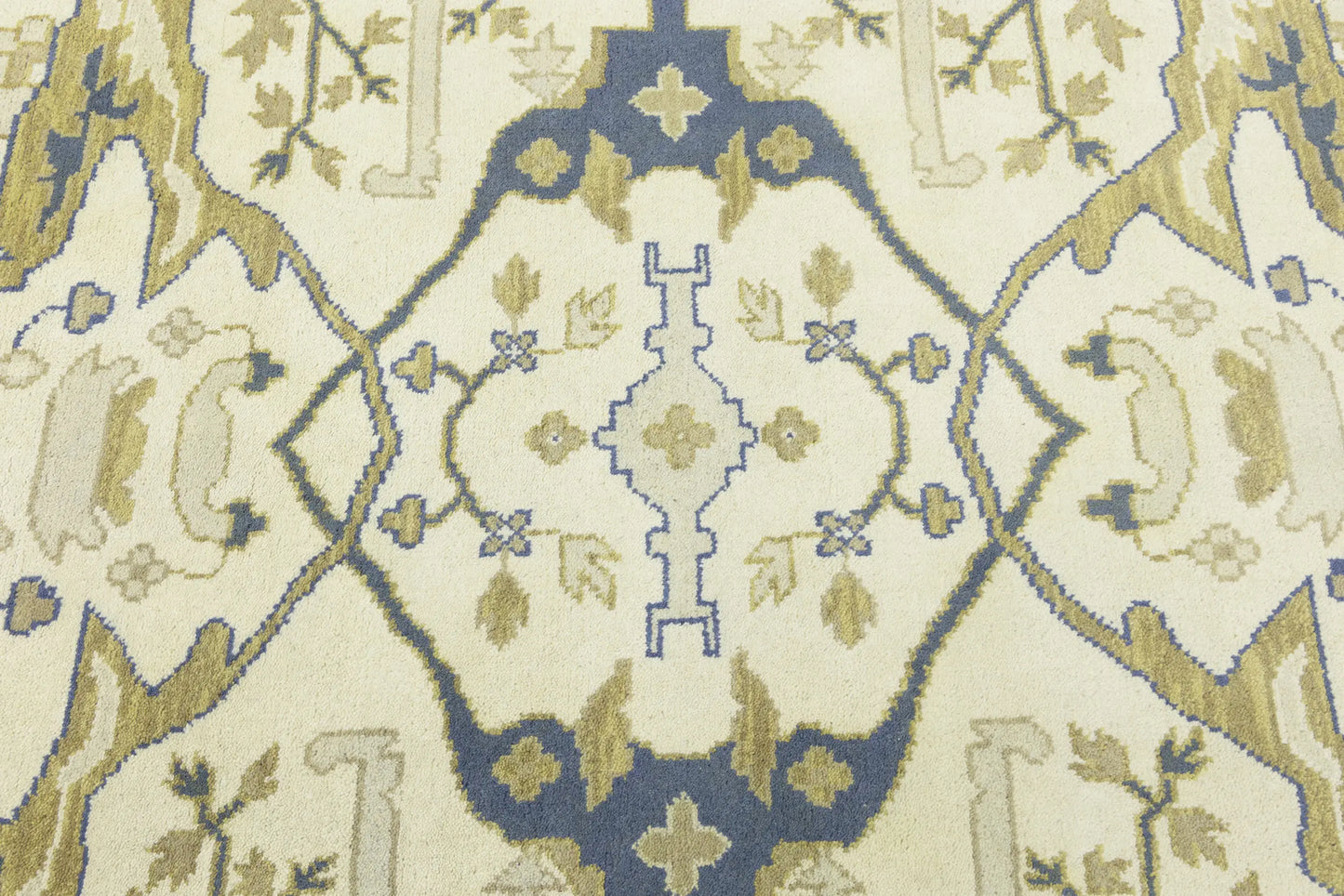 Handmade Oushak Oriental Rug Wool Carpet Floral