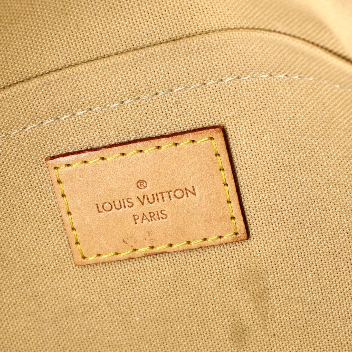 Louis Vuitton Favorite Handbag Damier Pm