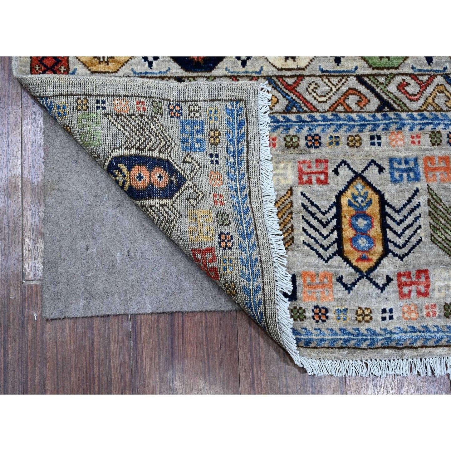 2'8"X11'10" Shark Gray Hand Knotted Hutchlu Design Soft Wool Runner Rug