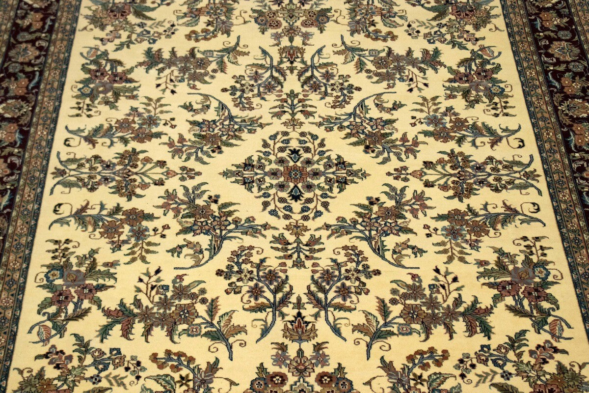 Classic Beige Floral Design Hand-Knotted Oriental