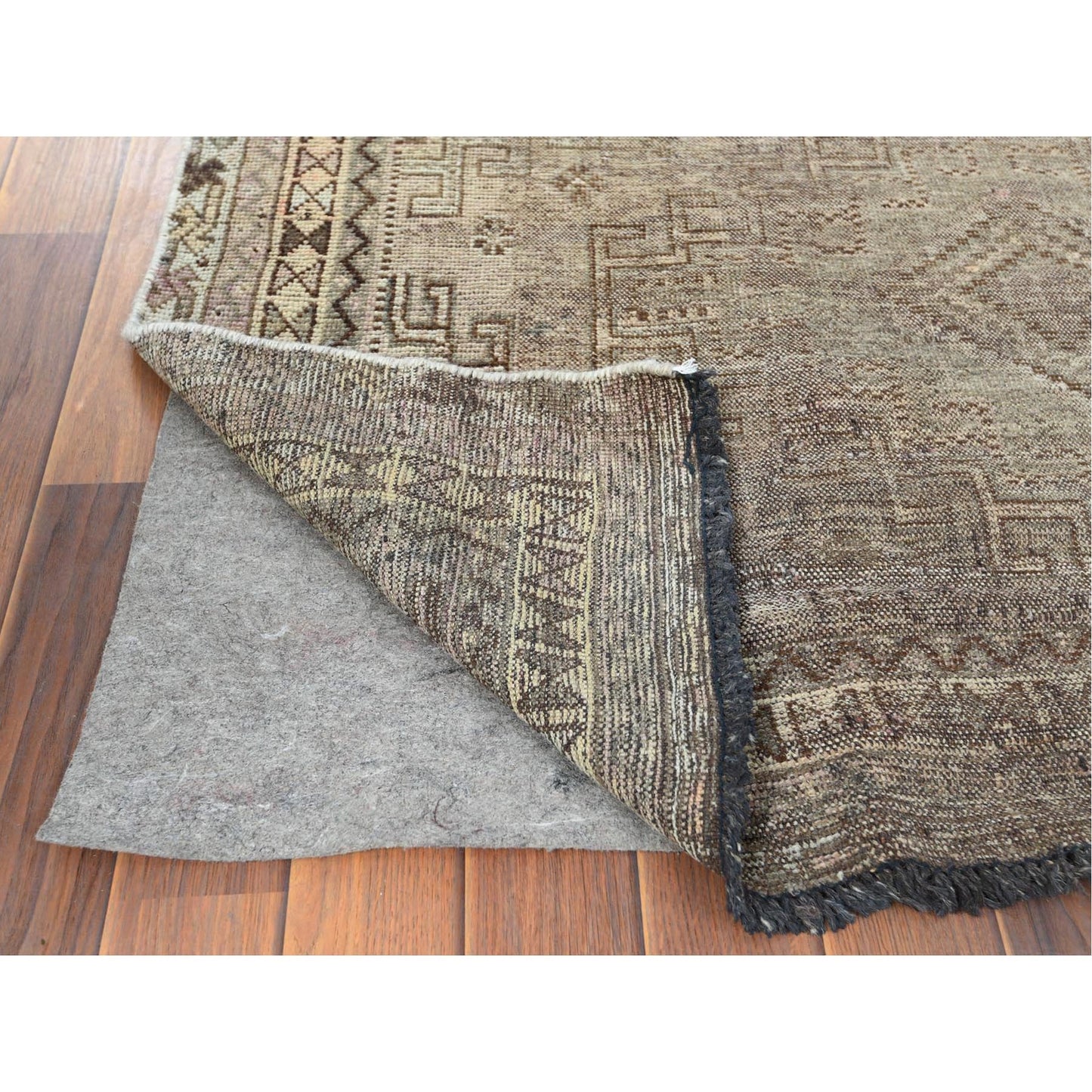 4'5"X7'2" Semi Antique Beige Farsian Sheeraz Handknotted Organic Wool Rug