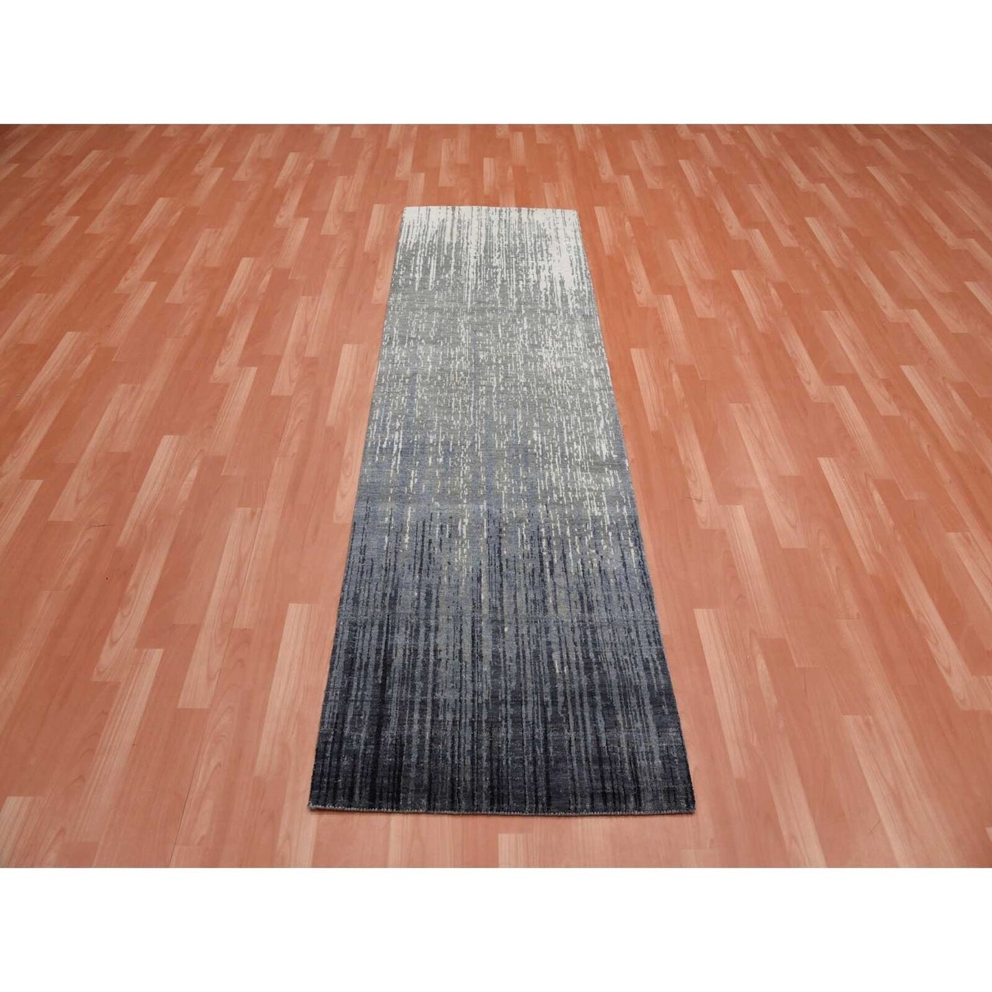 2'6"X8' Gray And Black Wool Hand Knotted Modern Ombre Design Runner Rug