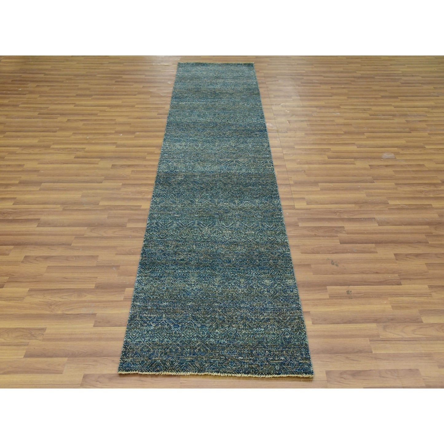 2'6"X10'1" Green Hand Knotted Kohinoor Herrita 100% Wool Oriental Rug