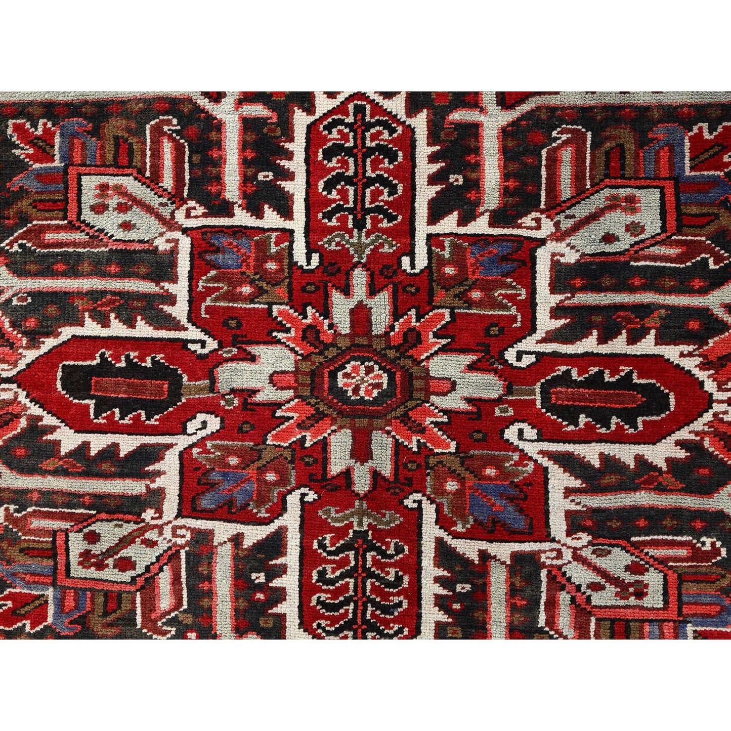7'9"X10'10" Red Pure Wool Hand Knotted Vintage Zoroastrian Heris Rug