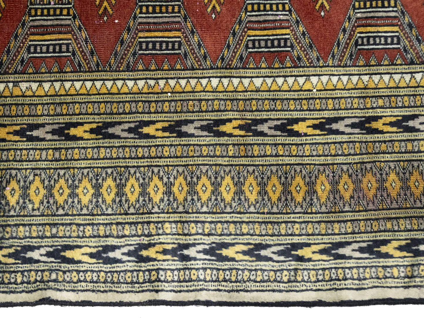 Hand-Knotted Oriental Rug Muted Colors Floral