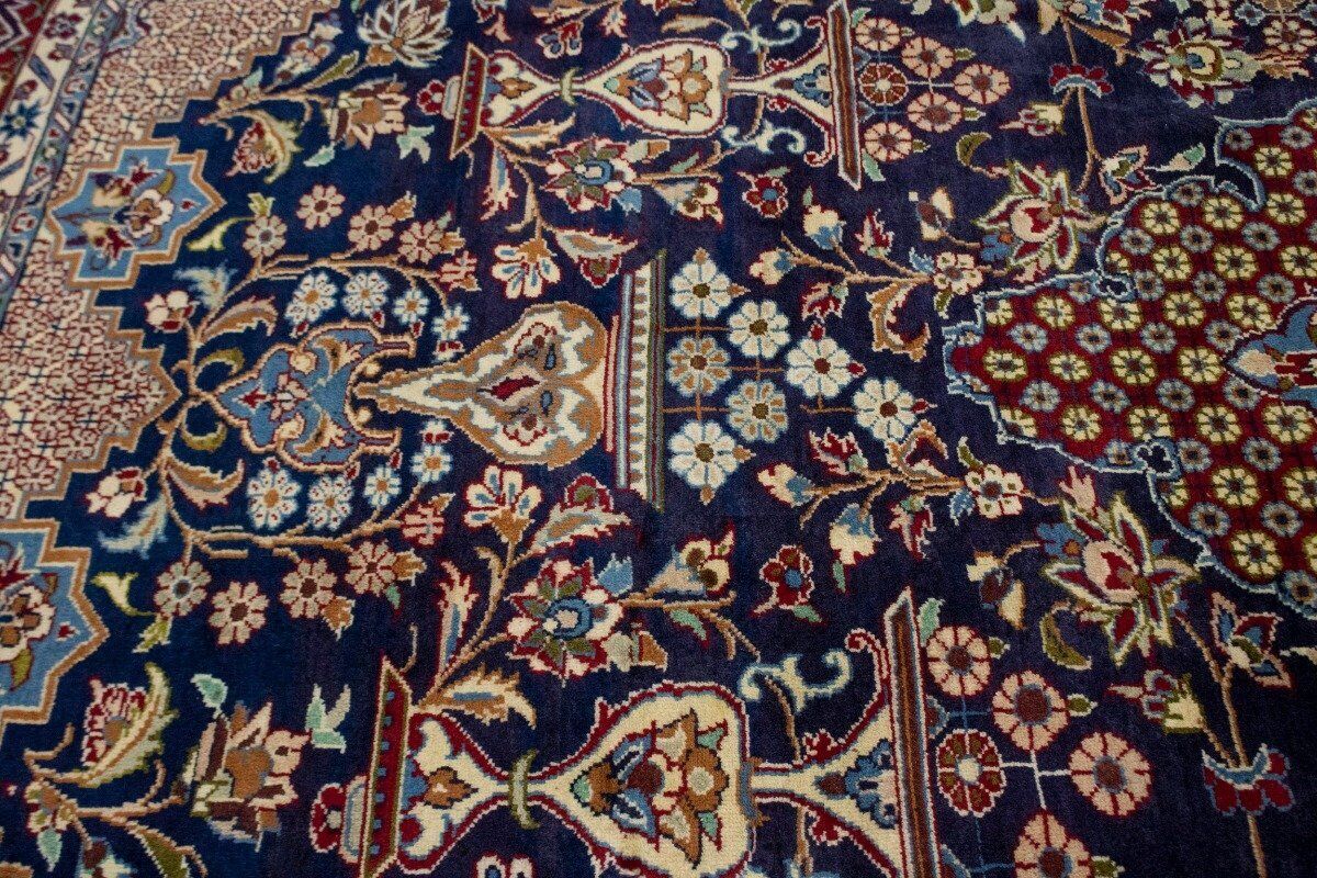 Vintage Oriental Rug Classic Floral Geometric