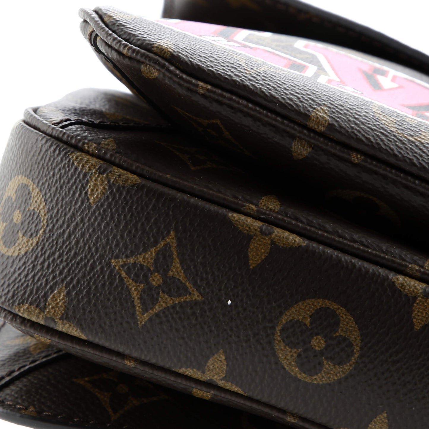Louis Vuitton Pochette Metis Limited Edition Patches Monogram Canvas
