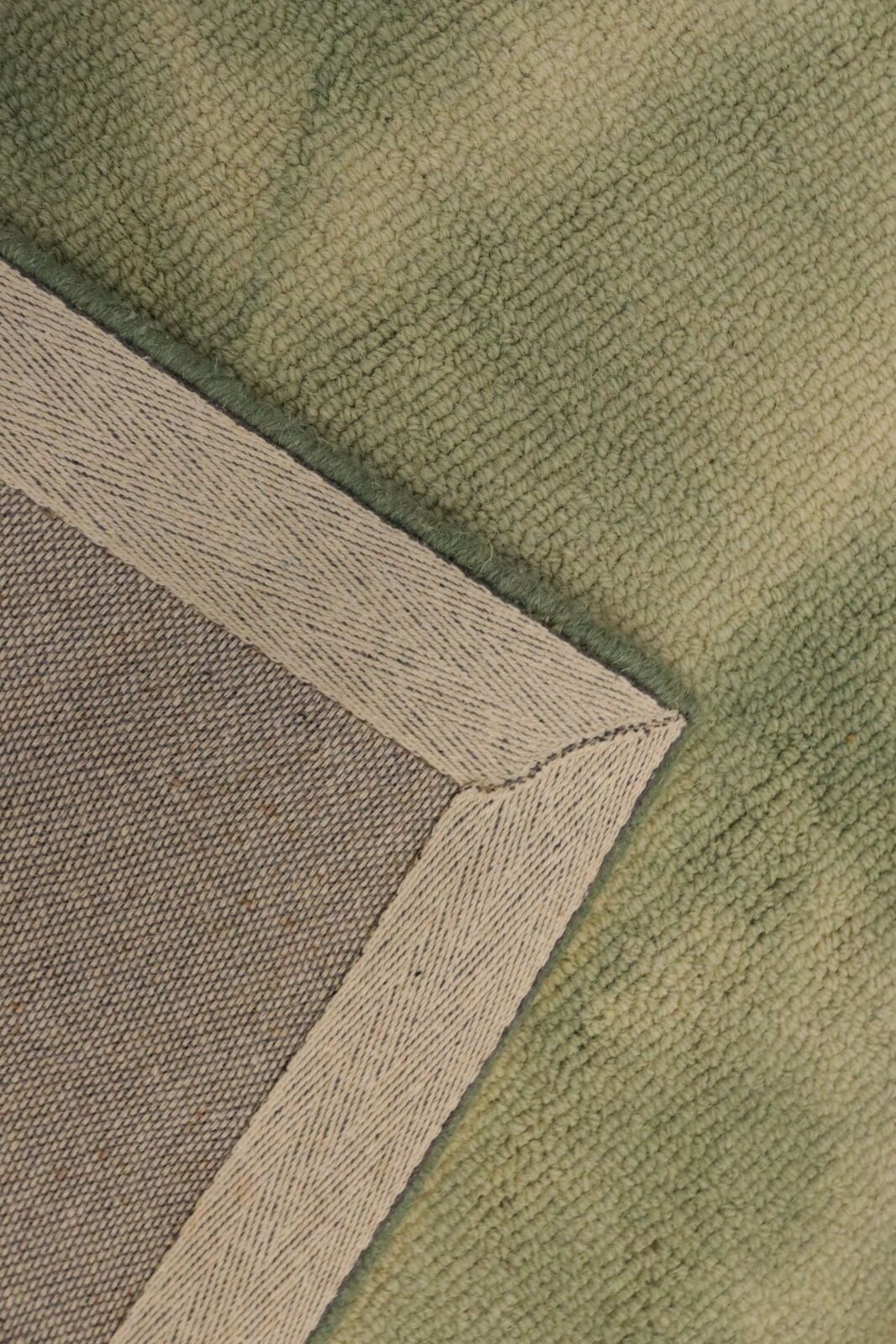 Olive Green Hand-Tufted Abstract Tie-Dye Design