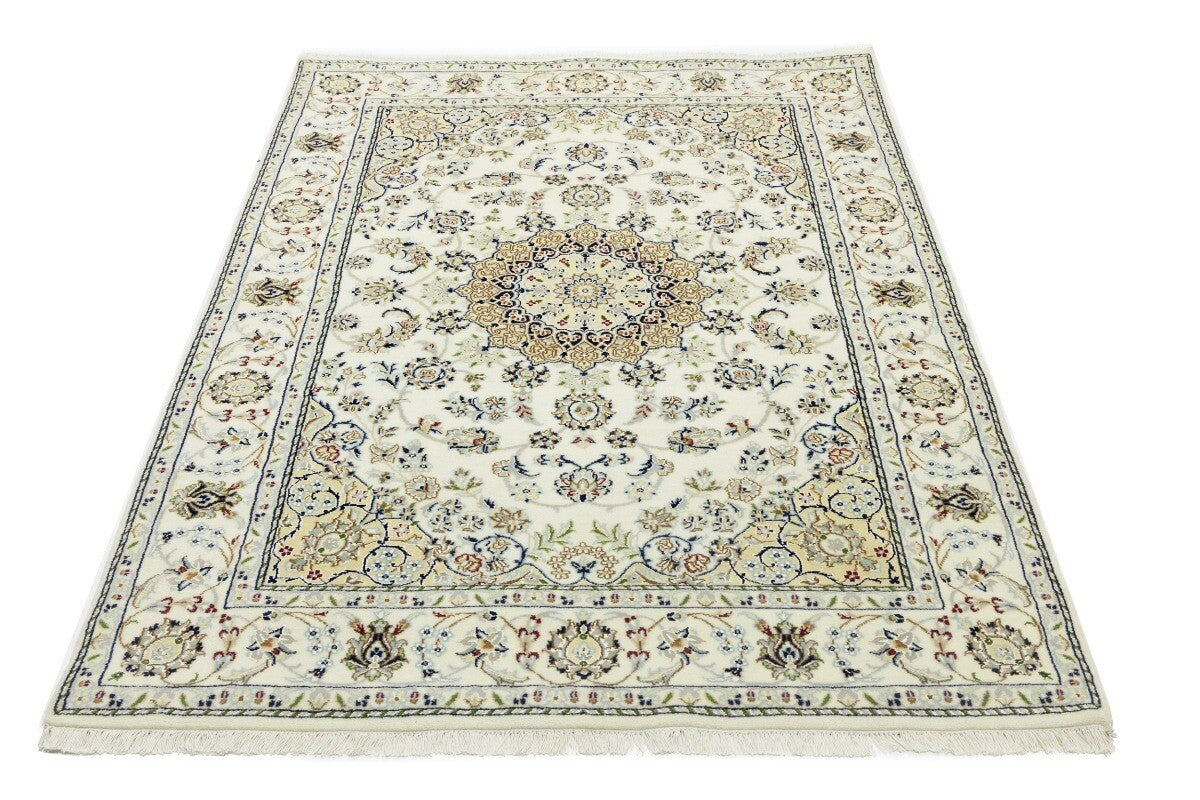 Hand-Knotted Floral Indo-Nain Rug Traditional