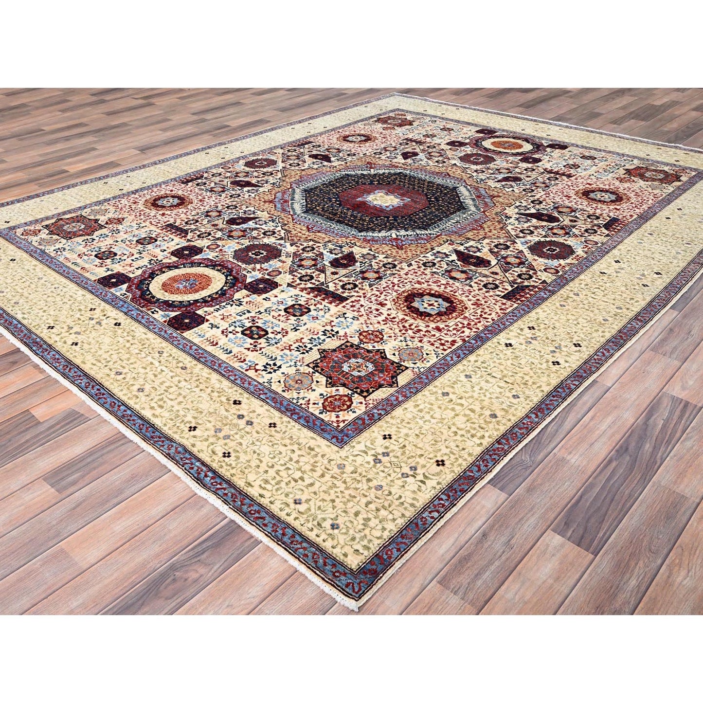 7'9"X10' Ivory Pure Wool Hand Knotted Mamluk Design 200 Kpsi Rug