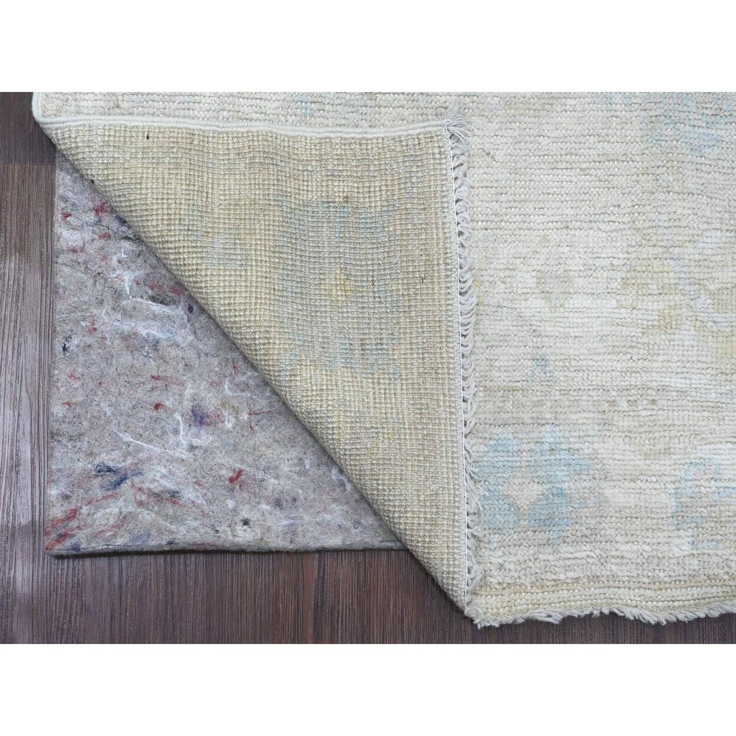 2'7"X9'10" White Angora Oushak Leaf Design Hand Knotted Wool Runner Rug