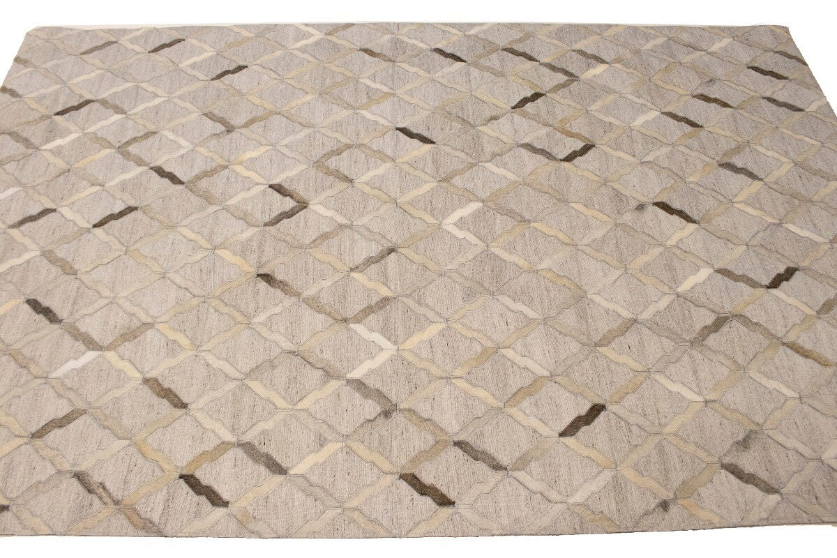 5X8 ft Handcrafted Silver Cowhide Rug