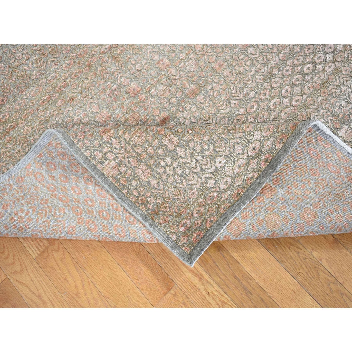 9'X12'2" Taupe, Repetitive Flower Design, Silken Wool Hand Knotted, Rug