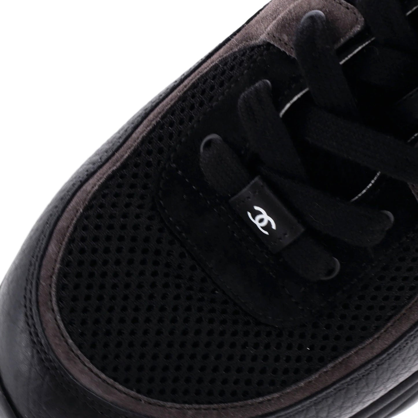 Chanel Women'S Cc Low-Top Sneakers Leather And Mesh