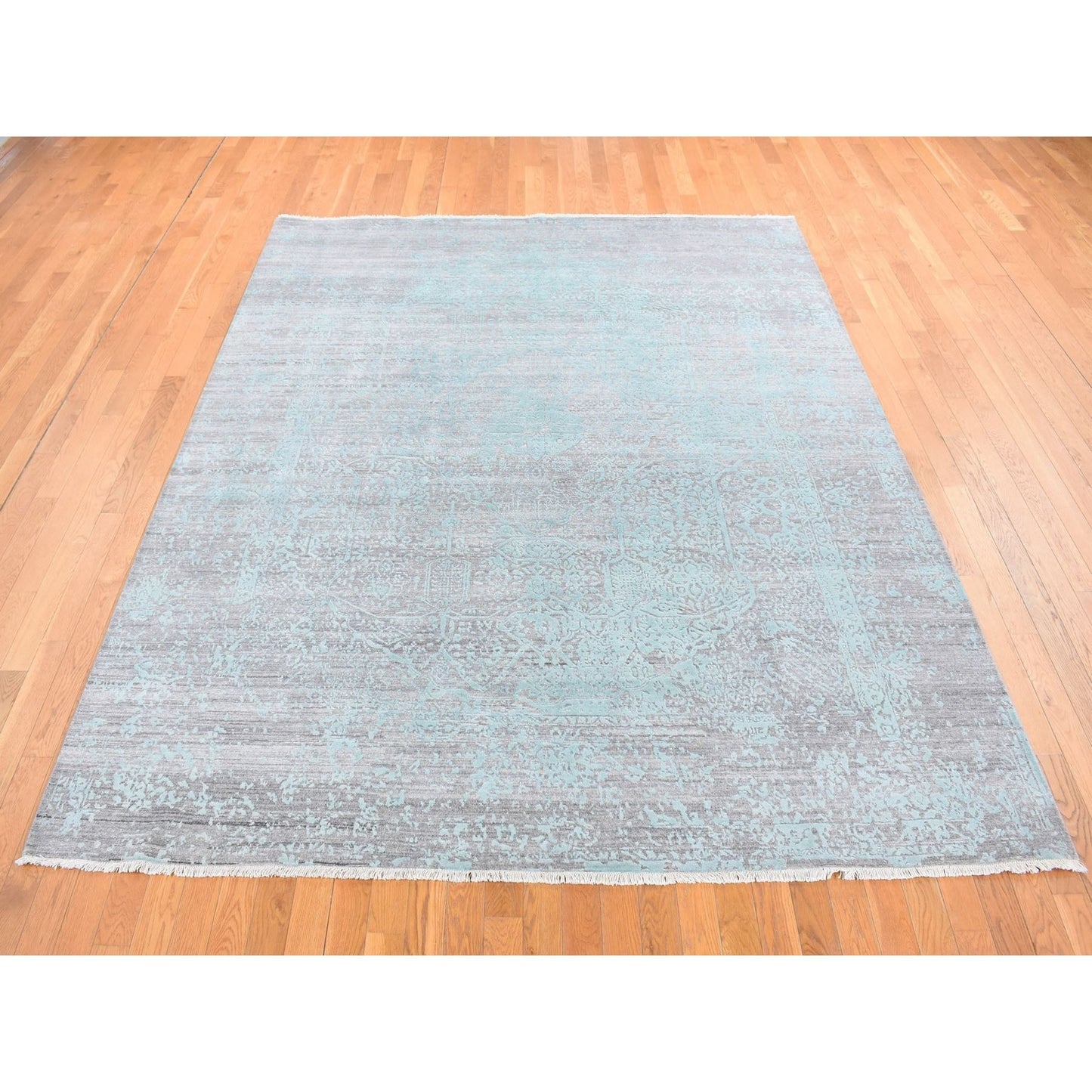 8'X10' Green Wool And Silk Hand Knotted Broken Zoroastrian Design Rug