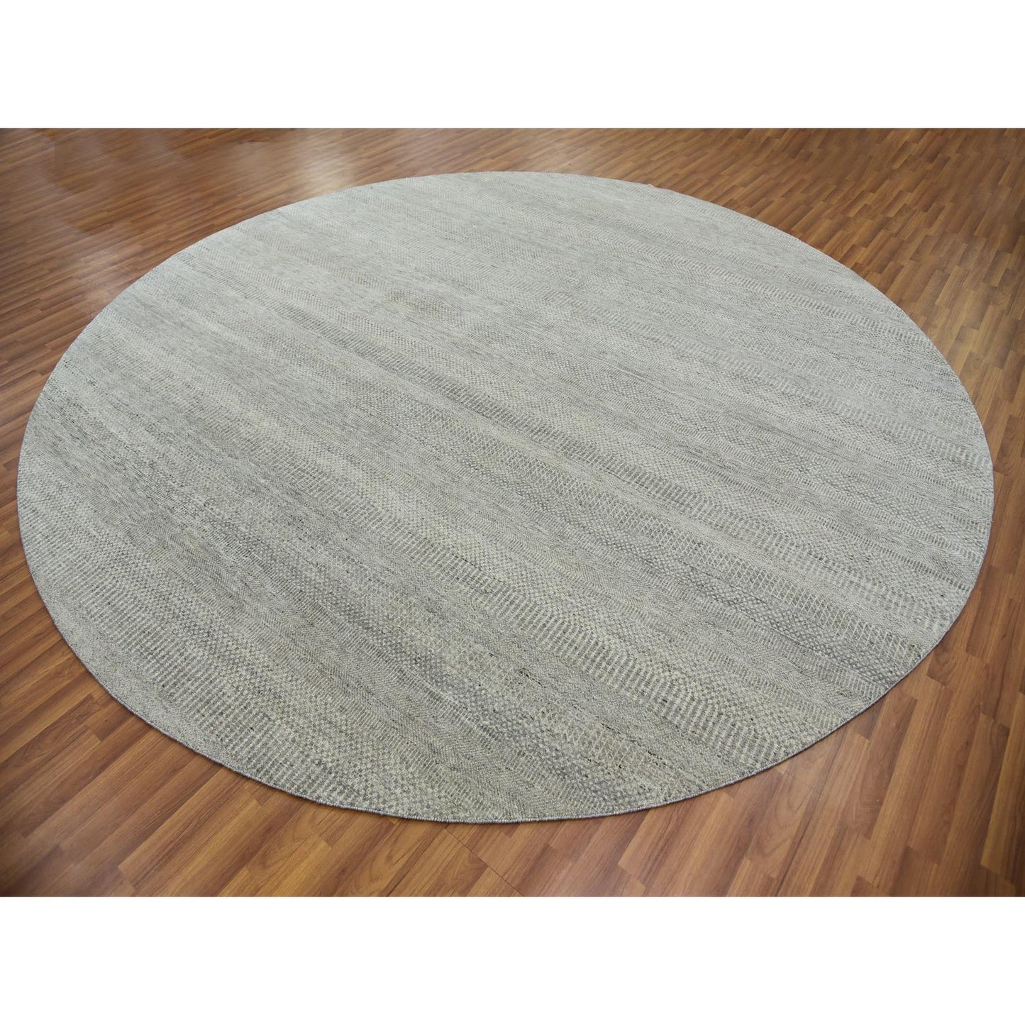 11'X11' Rustic Gray Grass Design Hand Knotted Undyed Wool Round Rug