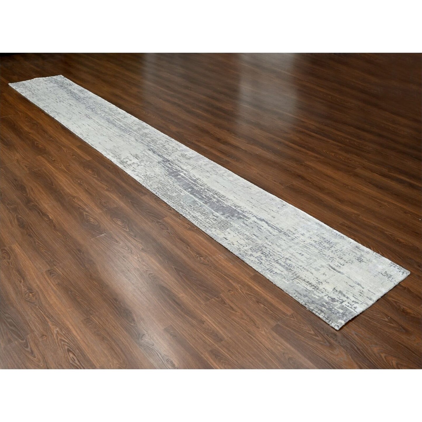 2'5"X18' Rustic Gray Wool And Silk Hand Knotted Abstract Xl Runner Rug