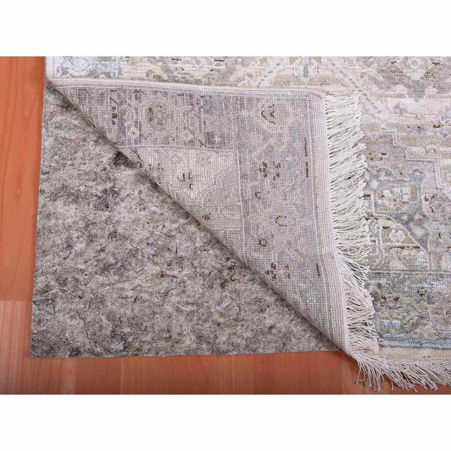 3'X5'2" Gray Pure Silk And Textured Wool Hand Knotted Oushak Rug