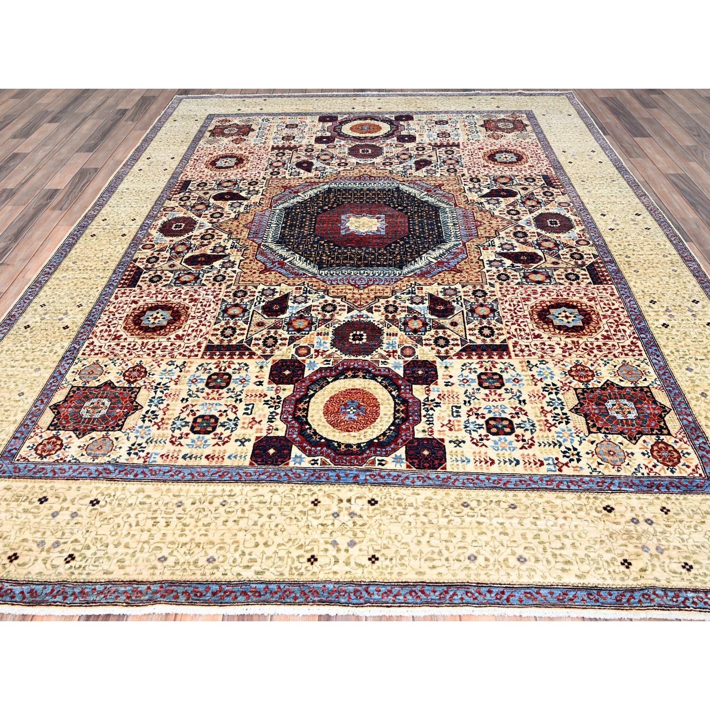 7'9"X10' Ivory Pure Wool Hand Knotted Mamluk Design 200 Kpsi Rug