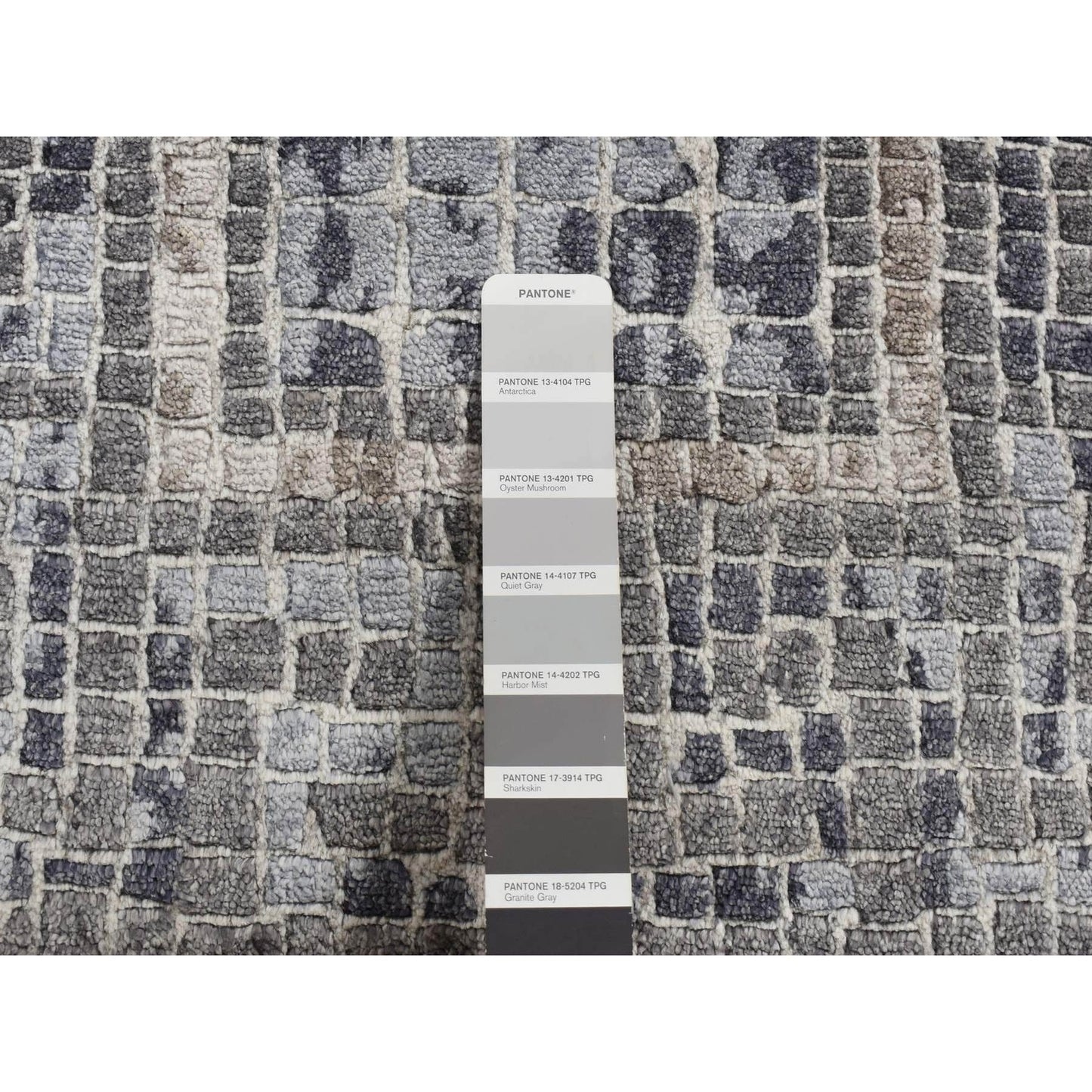 2'3"X3'2" Gray Silken Roman Mosaic Design Hand Knotted Sample Rug