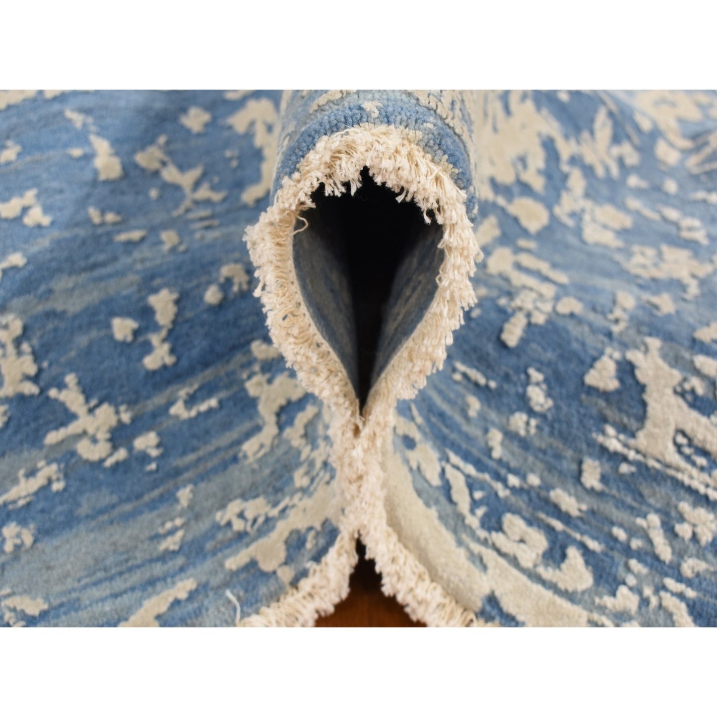 9'2"X12'1" Blue Broken Zoroastrian Design Wool And Silk Hand Knotted Rug