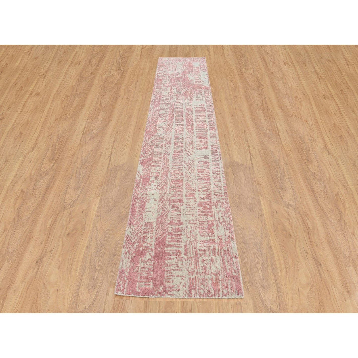 2'6"X12'1" Rose Pink Wool And Art Silk Jacquard Hand Loomed Runner Rug