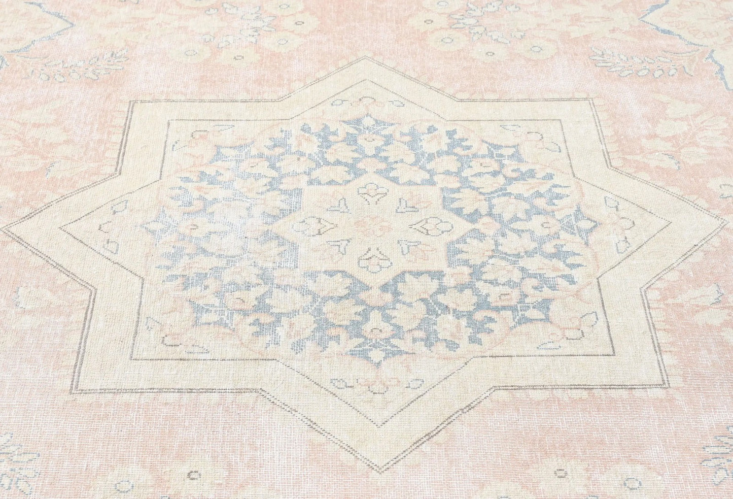 9X12 Ft Antique Hand-Knotted Muted Floral