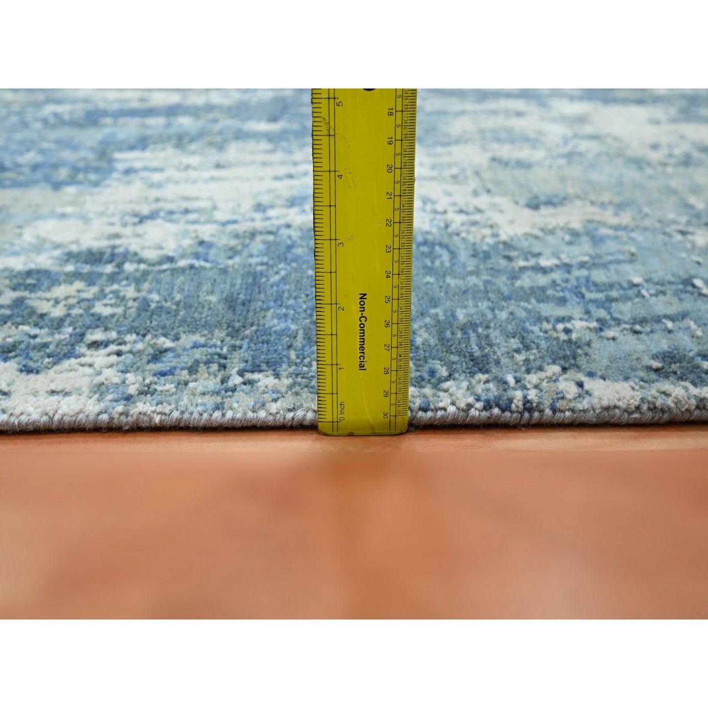 4'1"X6'2" Light Blue Hand Knotted Abstract Design Pure Silk And Wool Rug