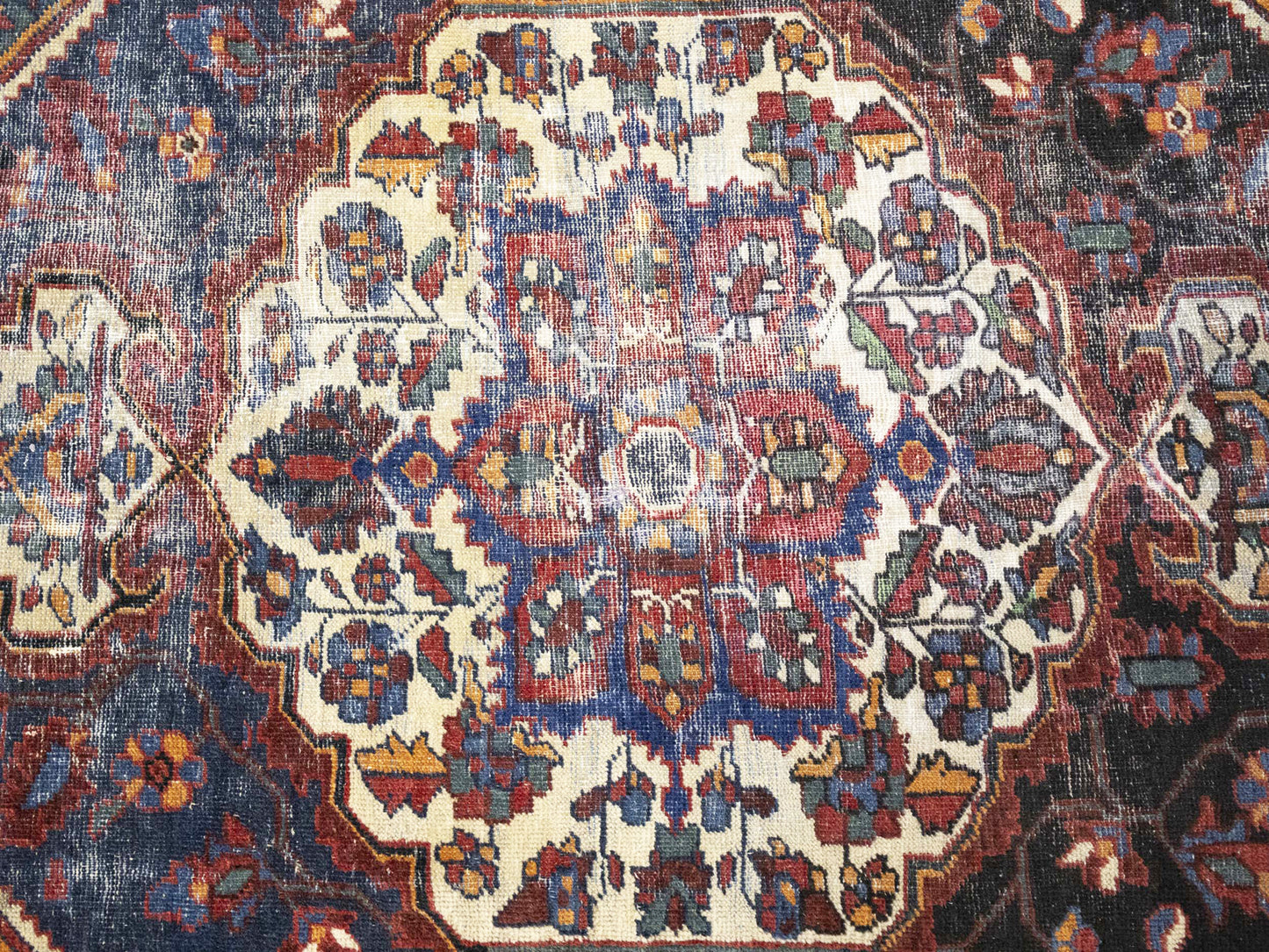 4X6 Ft Semi-Antique Oriental Rug Boho Floral