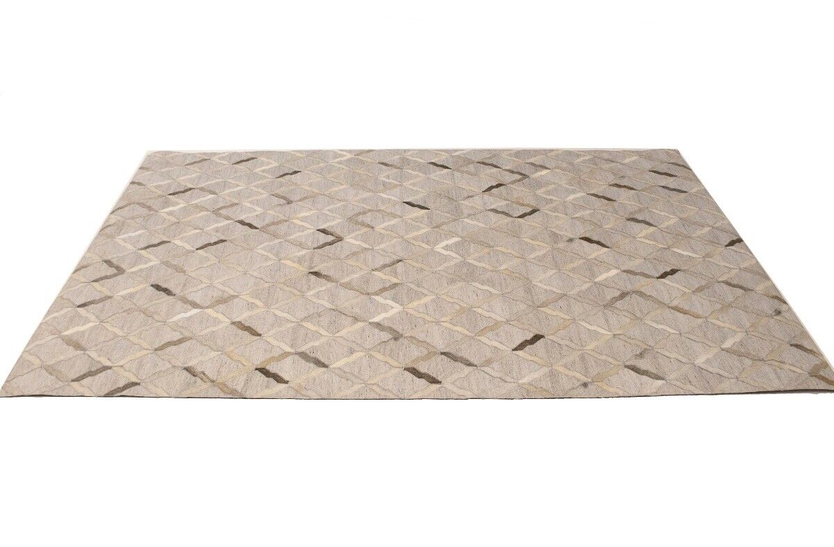 5X8 ft Handcrafted Silver Cowhide Rug