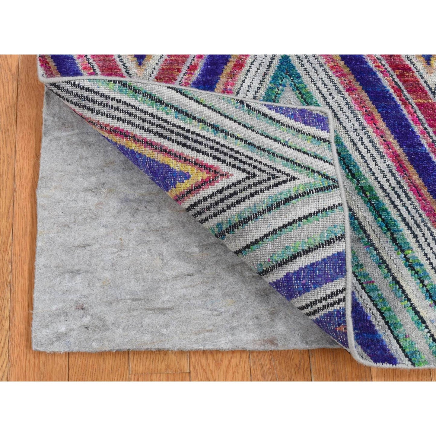 4'X6'2" Hot Pink Hand Knotted Chevron Design Silk With Wool Rug