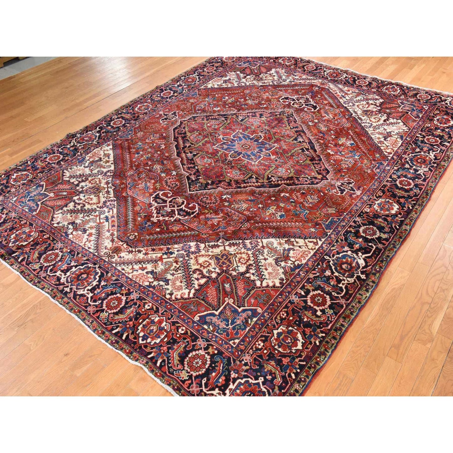 9'8"X13' Red Semi Antique Zoroastrian Heris Clean Hand Knotted Wool Rug
