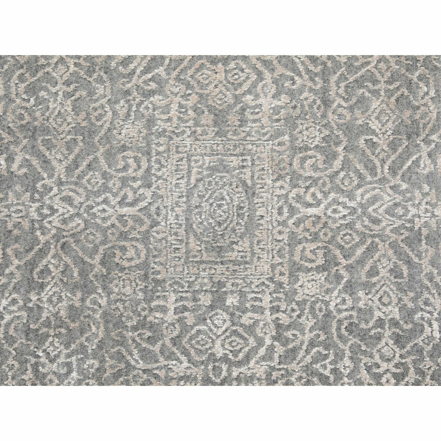 5'10"X9'1" Gray Fine Jacquard Hand Loomed Modern Wool And Art Silk Rug