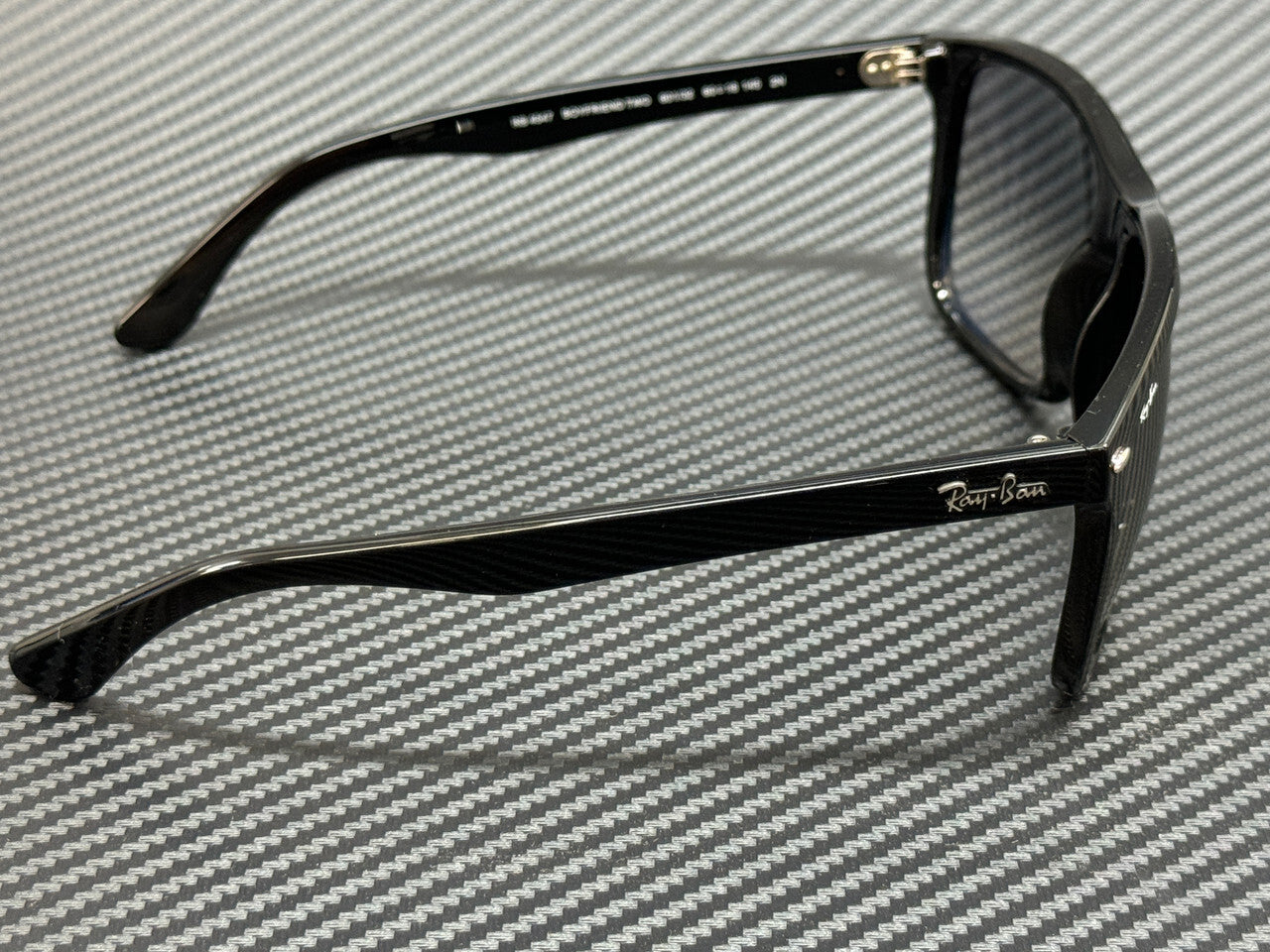 Ray Ban Rb4547 601 32 Black Grey Gradient Unisex