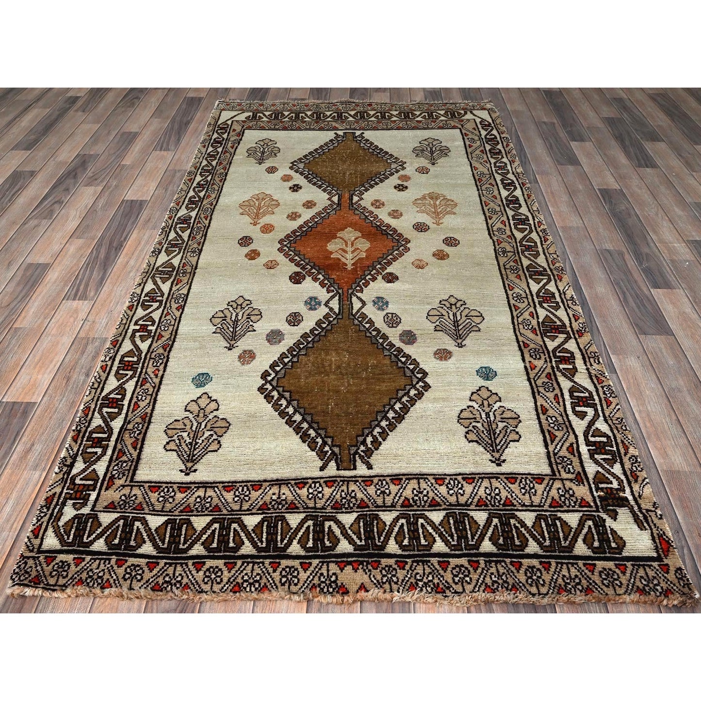 4'2"X7'8" Ivory Vintage Zoroastrian Sheeraz Hand Knotted Pure Wool Rug