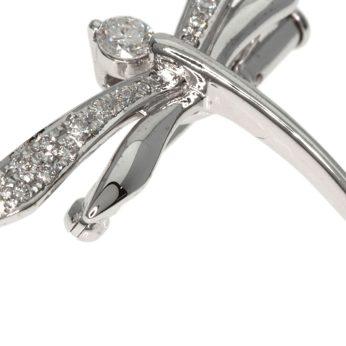 0.3Ct Diamond Dragonfly Motif Brooch K18 White