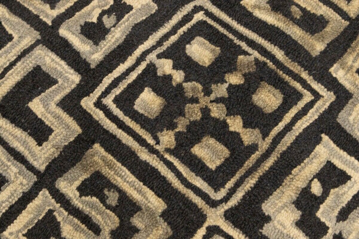 Hand-Tufted Dark Gray Geometric Rug Modern Area