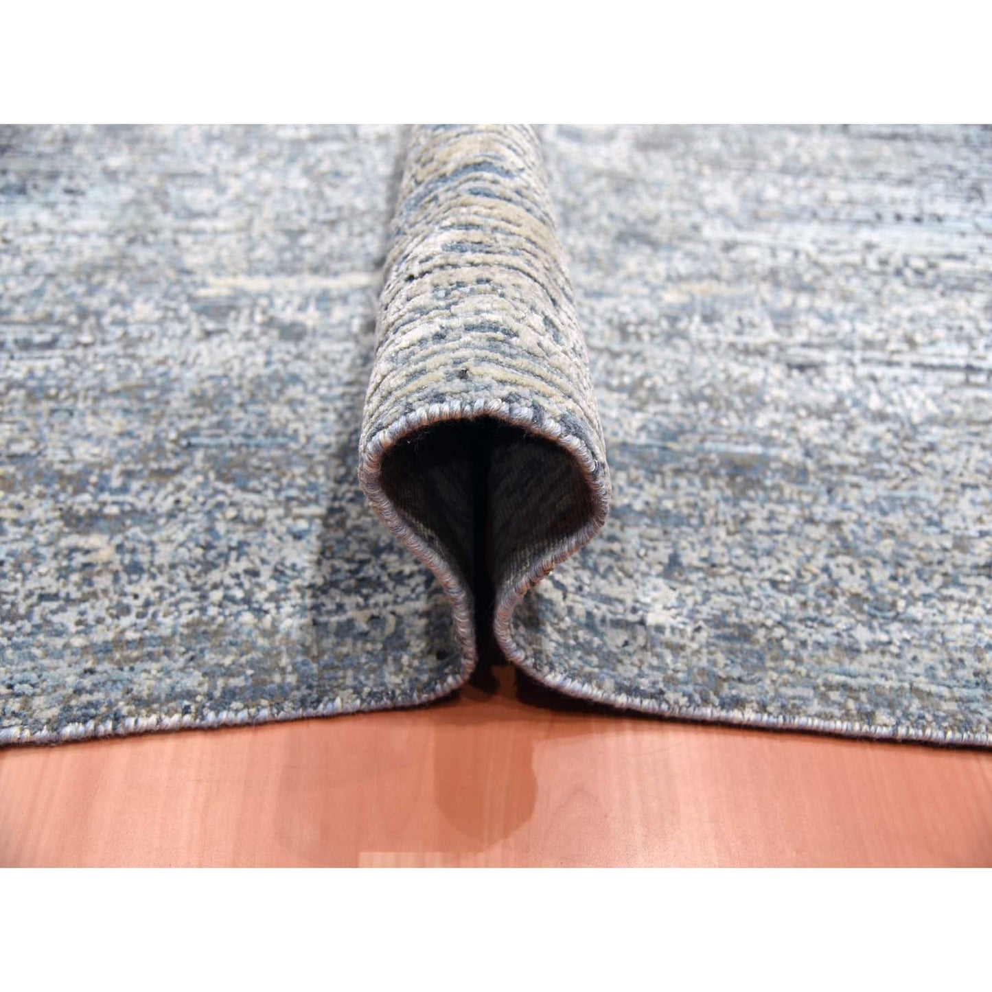 8'2"X8'2" Blue Oceanic Wool And Pure Silk Hand Knotted Square Rug