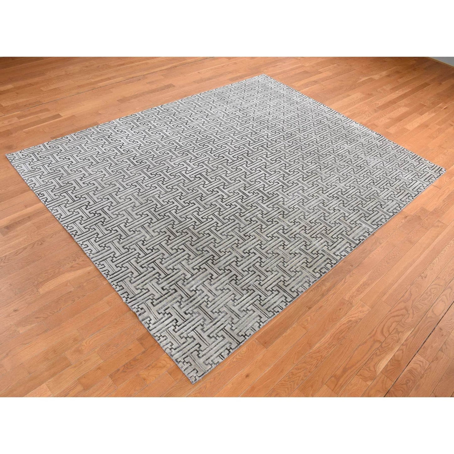 7'10"X10'3" Gray Pure Silk With Wool Roman Key Design Hand Knotted Rug