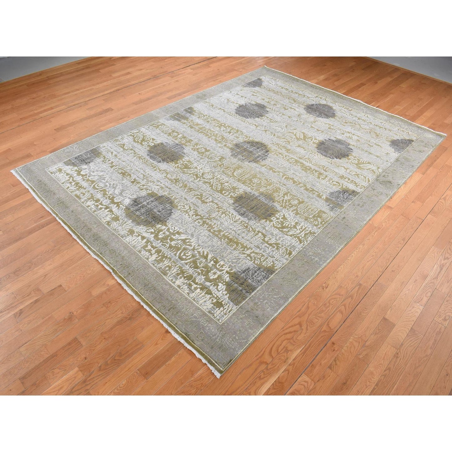8'9"X12'1" Green Silk With Wool Abrash Artistic Motifs Hand Knotted Rug