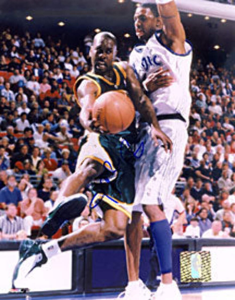 Gary Payton Autographed / Signed Basketball 8X10 Photo (Jsa